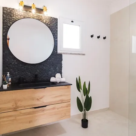 아파트 Guestready - Ticlara & 카니코