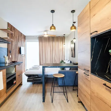 Guestready - Ticlara & *