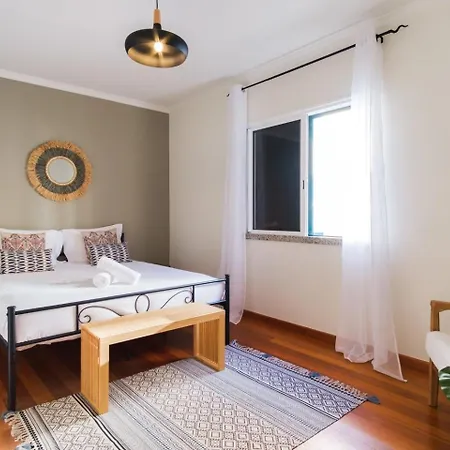 Daire Guestready - Ticlara & *