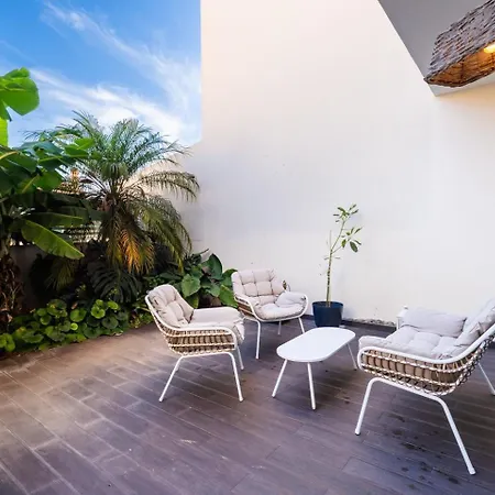 Daire Guestready - Ticlara & *