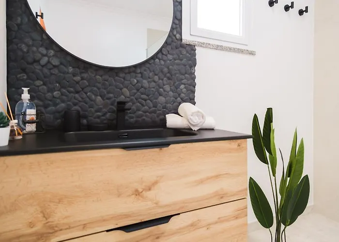 Guestready - Ticlara & * Caniço